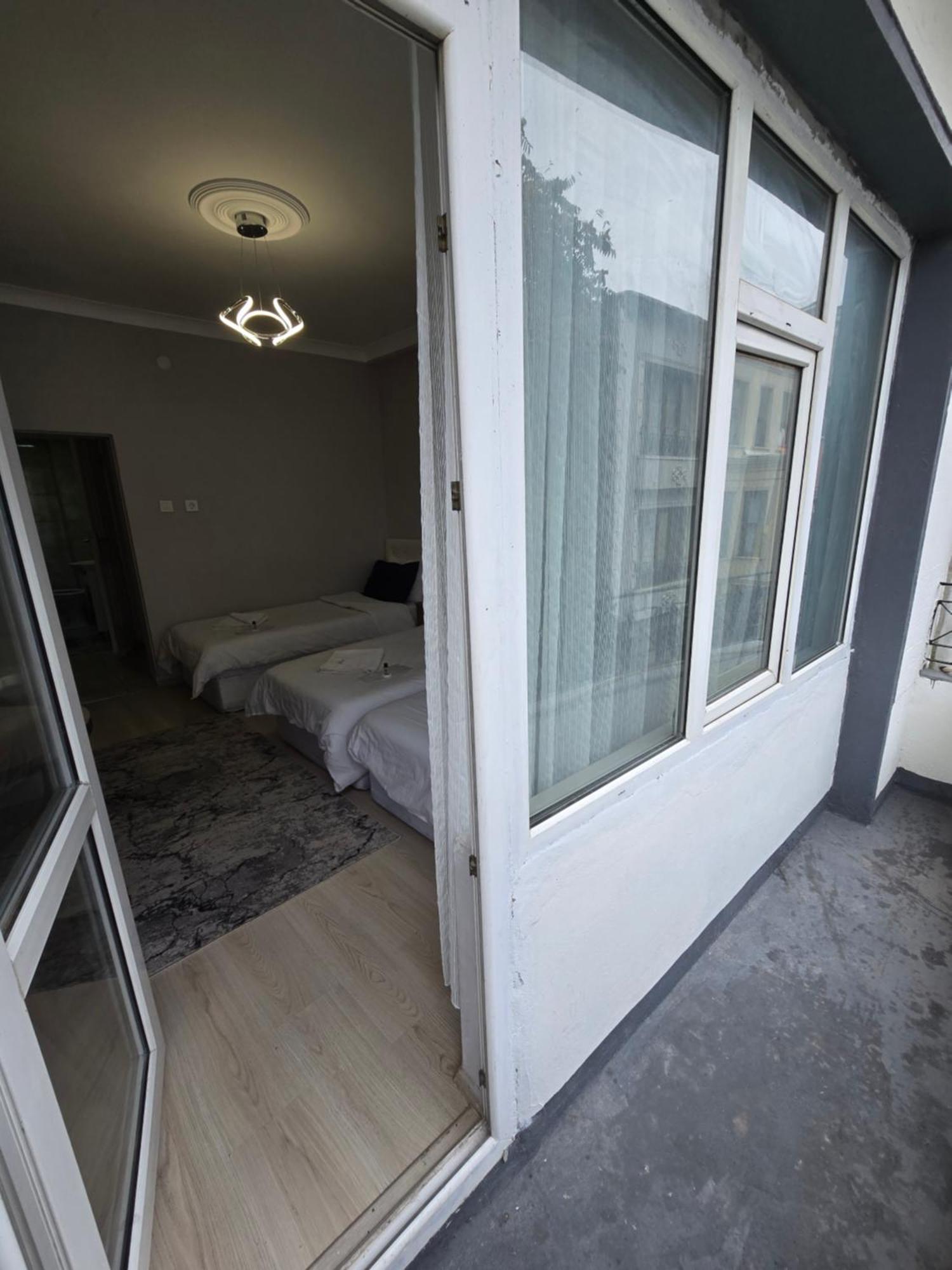 Taksim Millennium Suit Hotel Stambuł Zewnętrze zdjęcie